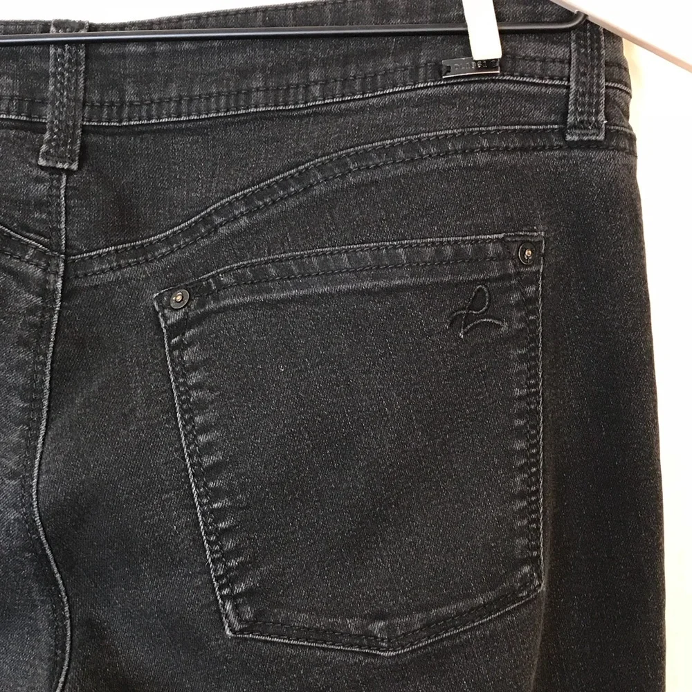 DL1961 Emma Legging Jeans - Picture 5 of 8